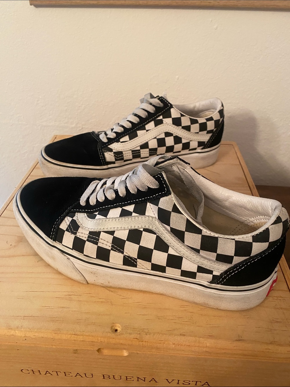 Vans women’s Black and White Checkerboard Low-Top Sneakers